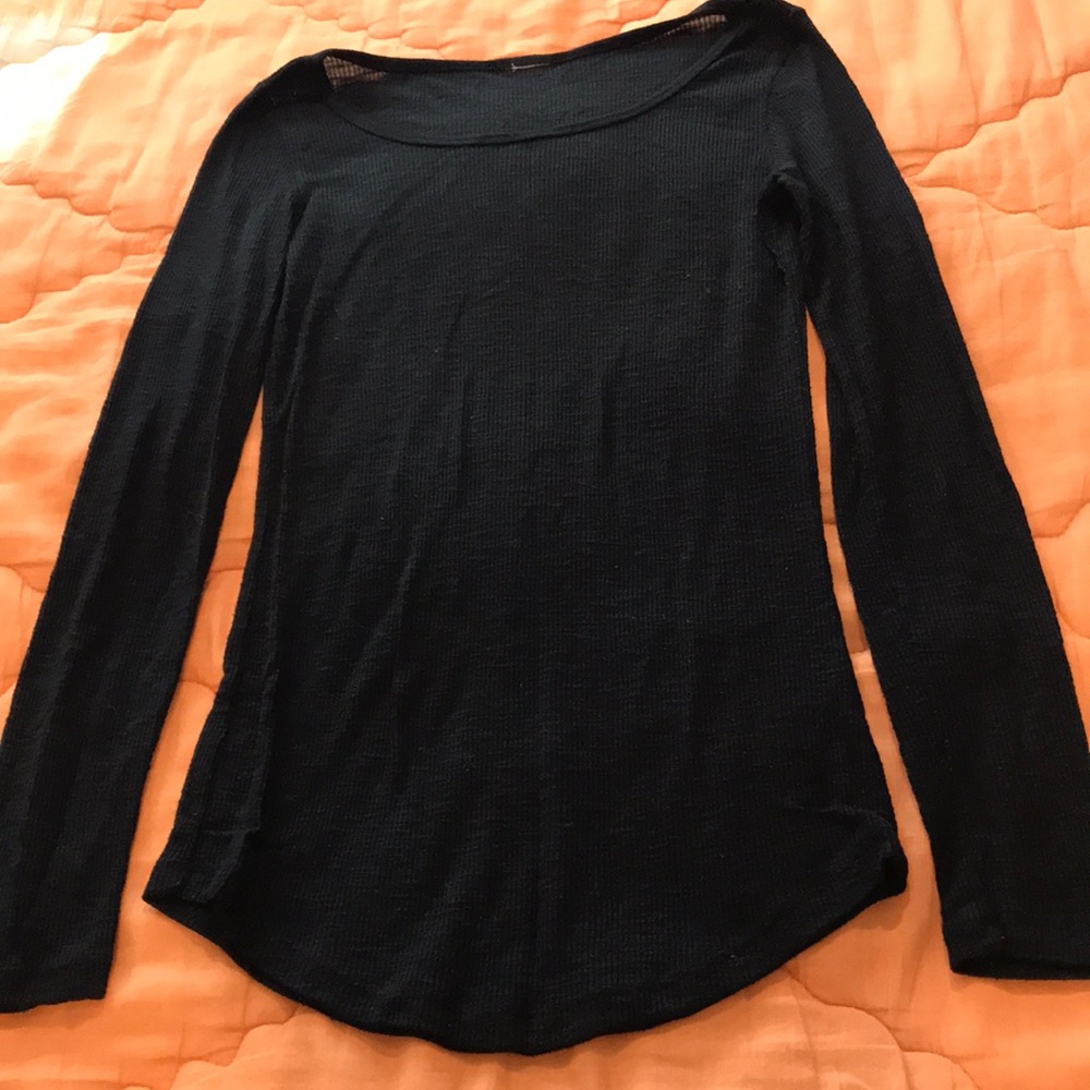 Women long sleeves top